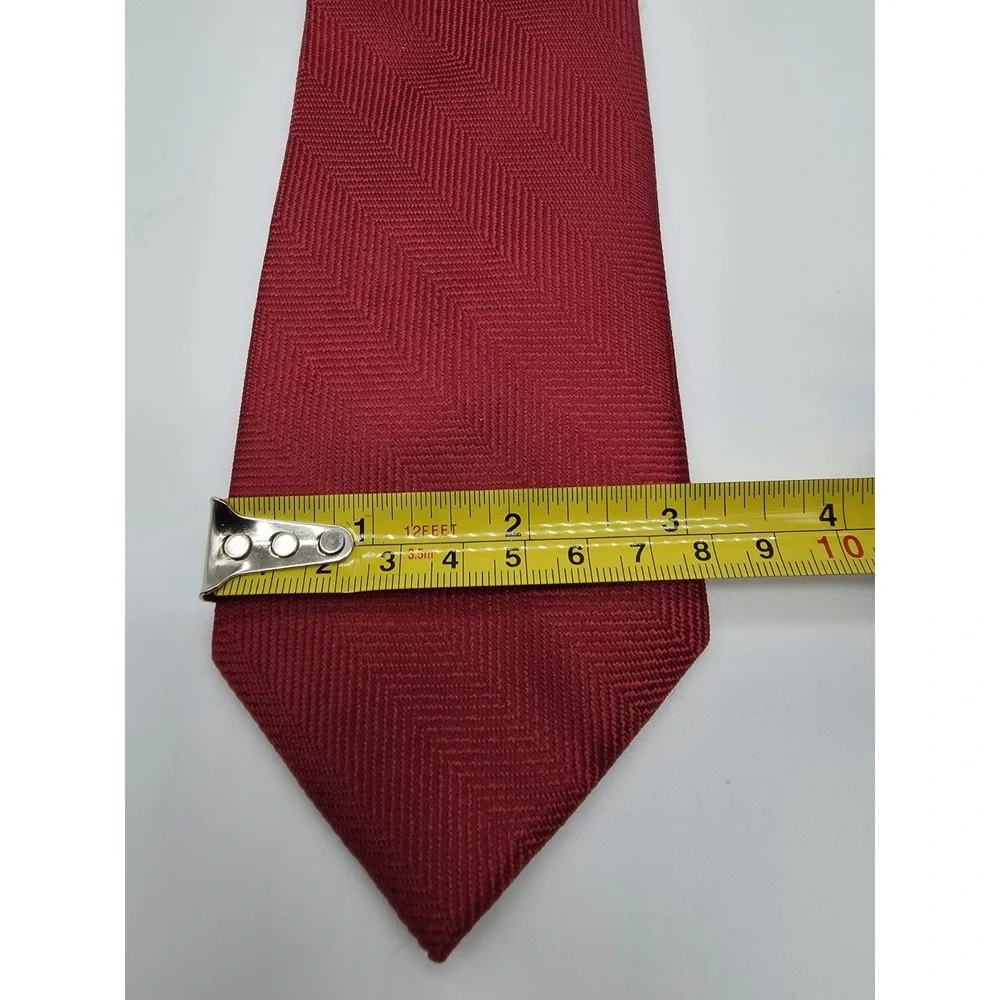 Tommy Hilfiger 100% Silk Necktie Red Tie 57